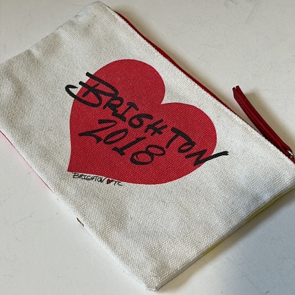 Brighton Limited Edition 2018 Wristlet/Pouch - Picture 7 of 11